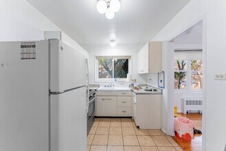 6035 N Damen Ave in Chicago, IL - Building Photo - Building Photo