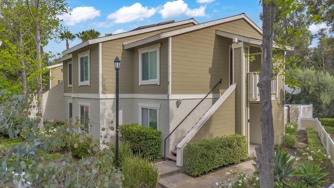 26316 Los Viveros in Mission Viejo, CA - Building Photo - Building Photo