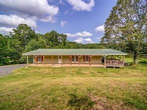 1393 Edwards Mill Rd in Ball Ground, GA - Building Photo