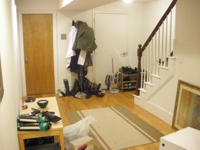 64 Louis Prang St, Unit 4 in Boston, MA - Building Photo - Building Photo
