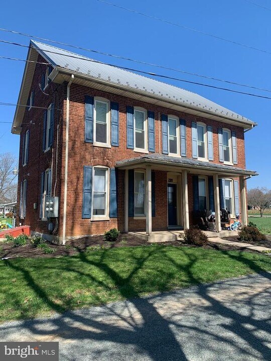 281 Kennedy St in Marion, PA - Building Photo