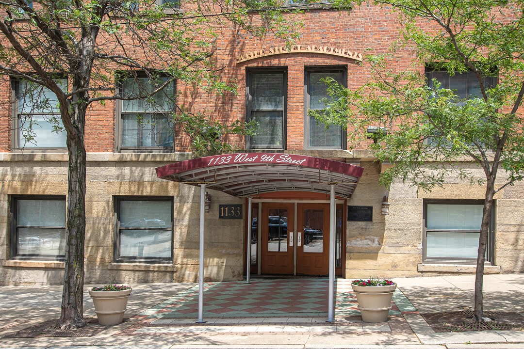 1133 W 9th St, Unit 206 in Cleveland, OH - Foto de edificio