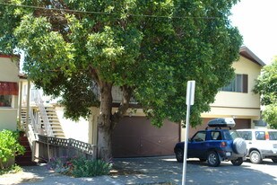 633 Kearney St in El Cerrito, CA - Building Photo
