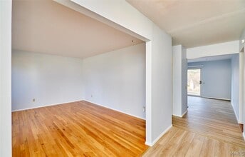 815 Montmartre Ct in St. Louis, MO - Building Photo - Building Photo