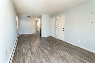 1709 N 26th Ave in Minneapolis, MN - Building Photo - Building Photo