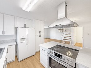 4360 Vision Dr in San Diego, CA - Building Photo - Building Photo