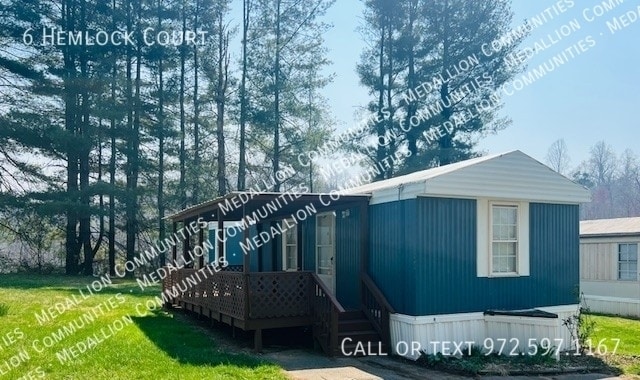 6 Hemlock Ct in Candler, NC - Building Photo