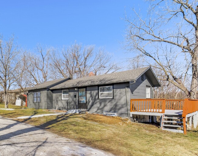 8560 Harrison St in Kansas City, MO - Building Photo - Building Photo