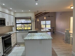 5740 Sandpiper Pl in Ft. Myers, FL - Building Photo - Building Photo