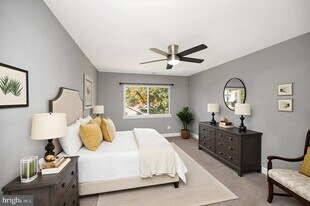3890 Mariposa Pl in Alexandria, VA - Building Photo