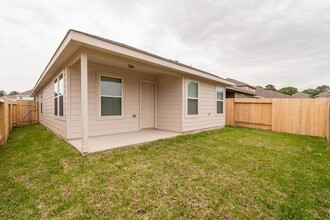 13836 Forest Springs Ln in Willis, TX - Building Photo - Building Photo