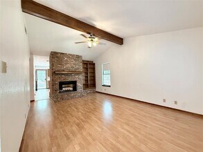 3900 Knollwood Dr in Austin, TX - Building Photo - Building Photo