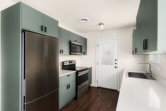 2408 Ventura Dr in Austin, TX - Building Photo - Building Photo