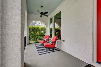 327 N Turks Cap Trail in Montgomery, TX - Building Photo - Building Photo