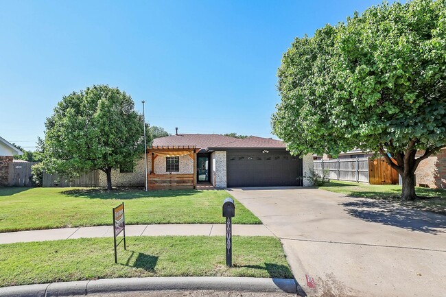 7303 Calumet Pl in Amarillo, TX - Building Photo - Building Photo