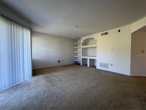 7310 Westpointe Blvd in Orlando, FL - Building Photo - Building Photo
