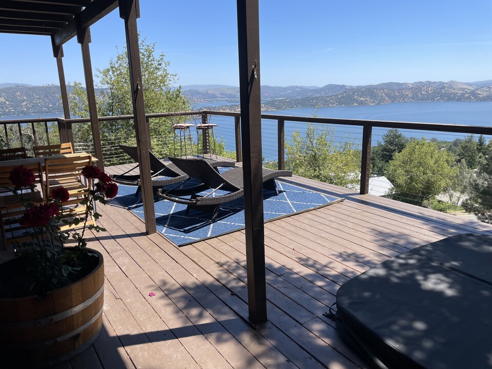 3432 Pine Terrace Dr in Kelseyville, CA - Building Photo