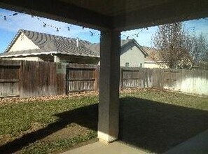 743 Black Mountain Ln in Newman, CA - Building Photo - Building Photo