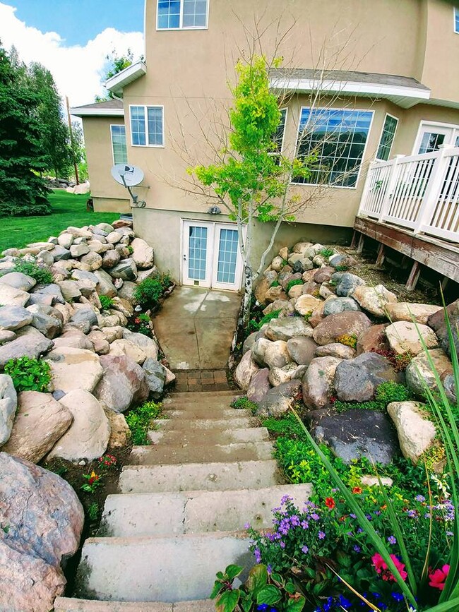 property at 6261 W 13900 S