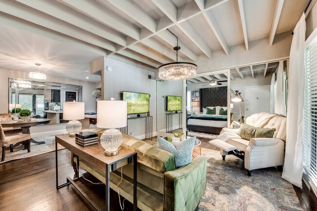 property at 5002 Junius St