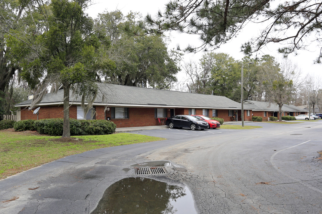 Phillips Winters Apartments in Savannah, GA - Building Photo