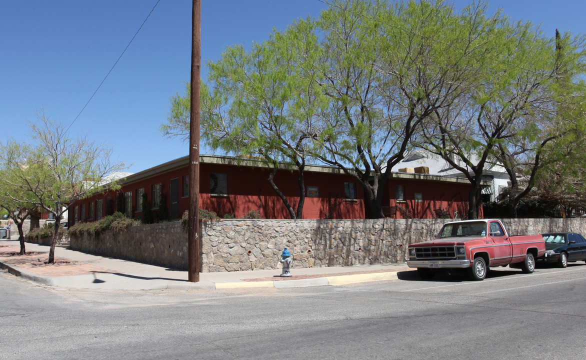 525-527 Prospect St in El Paso, TX - Building Photo