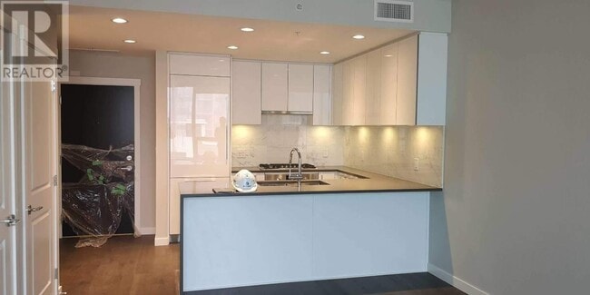 3487-3487 Binning Rd in Vancouver, BC - Building Photo - Building Photo