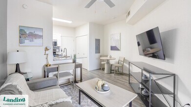 1811 E Apache Blvd in Tempe, AZ - Building Photo - Building Photo