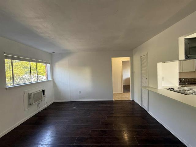 property at 321 La Salle Dr
