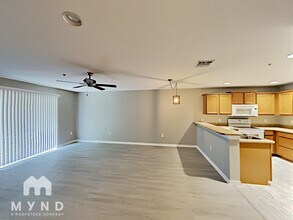 303 Freedom's Ring Dr in Winter Springs, FL - Building Photo - Building Photo