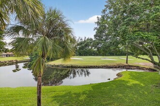 21988 Cypress Dr in Boca Raton, FL - Building Photo - Building Photo