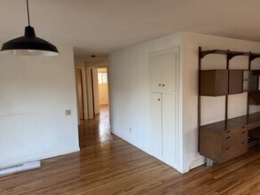 3525 River Rd in Eugene, OR - Building Photo - Building Photo