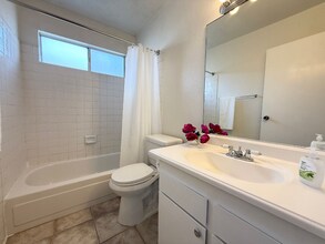 1729 Jupiter Ct in Las Vegas, NV - Building Photo - Building Photo