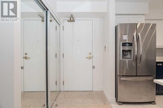18-2518 Spring Garden Ave in Toronto, ON - Building Photo - Building Photo