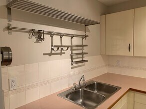 2218-2218 30 St SW in Calgary, AB - Building Photo - Building Photo