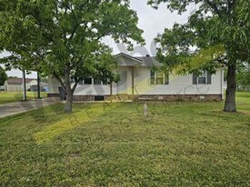 4901 Guy St in Paragould, AR - Building Photo