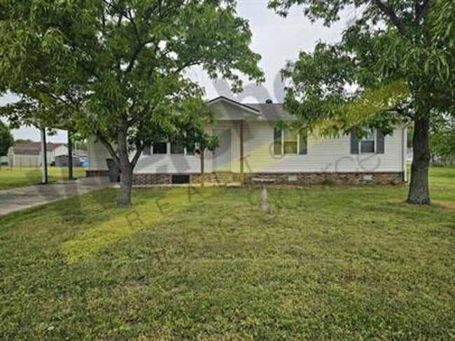 property at 4901 Guy St