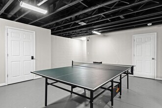 18530 E 14 Mile Rd in Fraser, MI - Building Photo - Building Photo