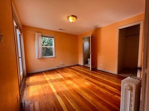 509 Scenic Dr in Ashland, OR - Building Photo - Building Photo
