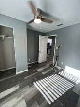 900 Crazy Horse in Quinlan, TX - Foto de edificio - Building Photo