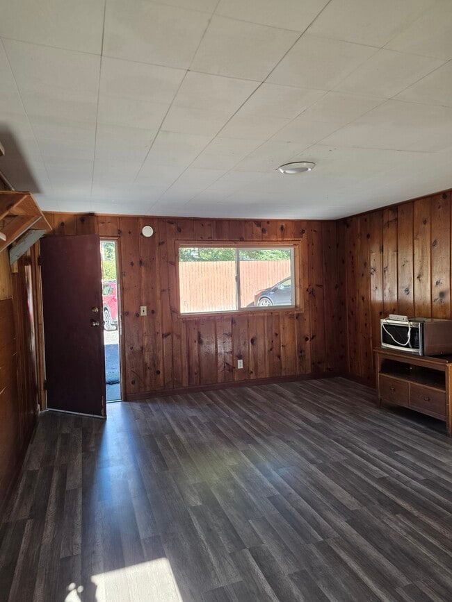 61716 U.S. Highway 26, Unit #7 in Brightwood, OR - Building Photo - Building Photo