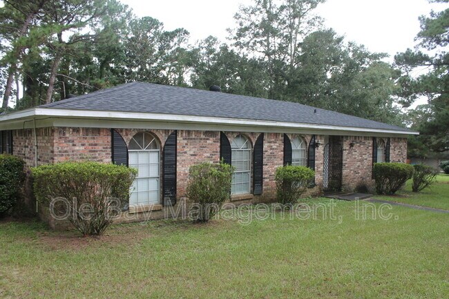 8 Rally Rd in Spanish Fort, AL - Building Photo - Building Photo