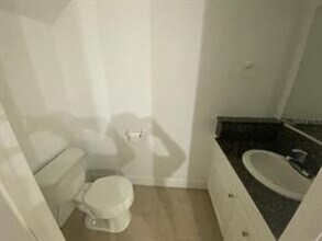 609 Elmhurst Ct in Kissimmee, FL - Building Photo - Building Photo
