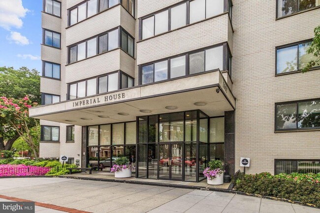 property at 1601 18th St NW
