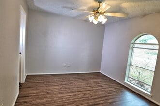 11203 Verlaine Dr in Houston, TX - Building Photo - Building Photo