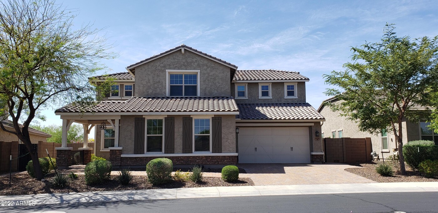 29860 N 119th Ave in Peoria, AZ - Building Photo