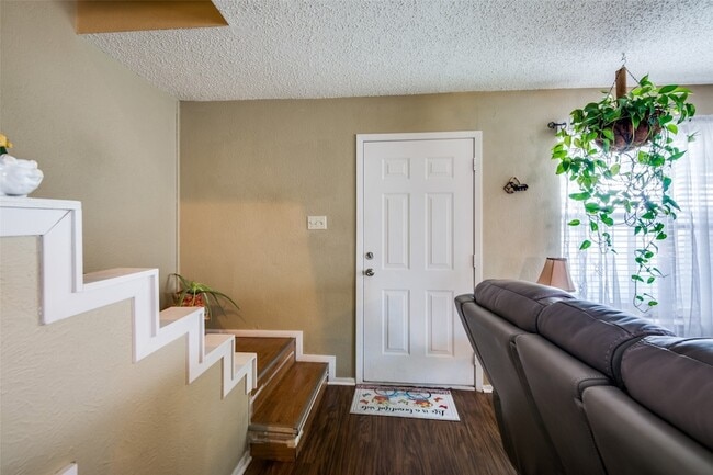 property at 3309 Fallmeadow St