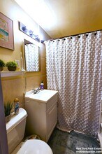 106 Myrtle St, Unit 6 in Boston, MA - Building Photo - Building Photo