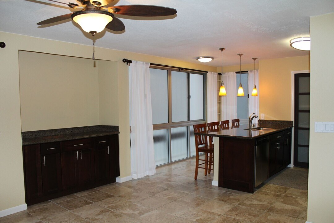 431 Nahua St in Honolulu, HI - Building Photo