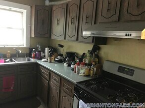 16 Priscilla Rd in Boston, MA - Building Photo - Building Photo